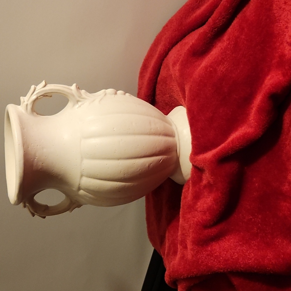Vintage Mccoy ceramic vessel